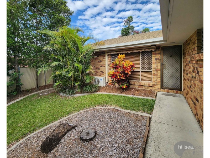2/67 Usher Avenue, Labrador QLD 4215
