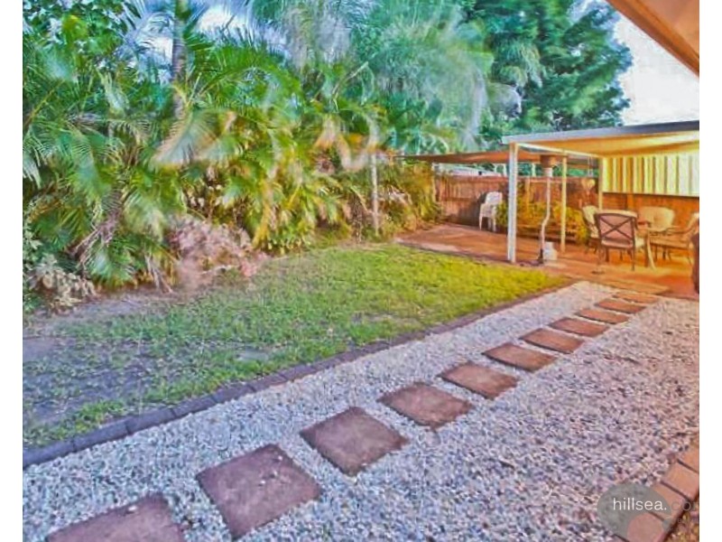 2/67 Usher Avenue, Labrador QLD 4215