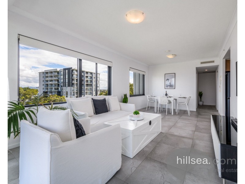 806/372 Marine Parade, Labrador QLD 4215
