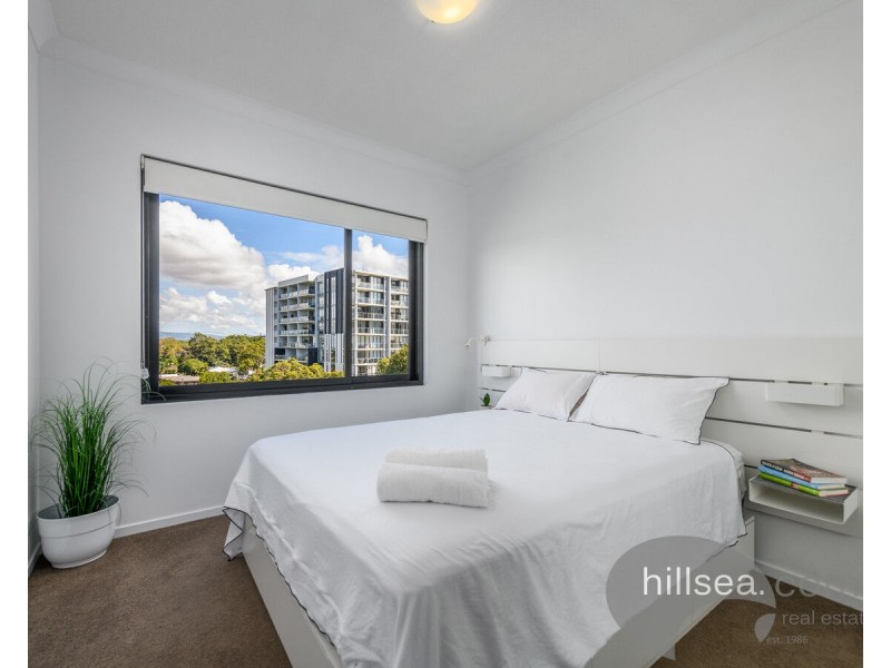 806/372 Marine Parade, Labrador QLD 4215