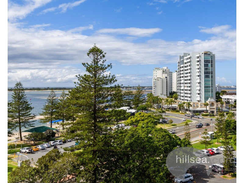 806/372 Marine Parade, Labrador QLD 4215