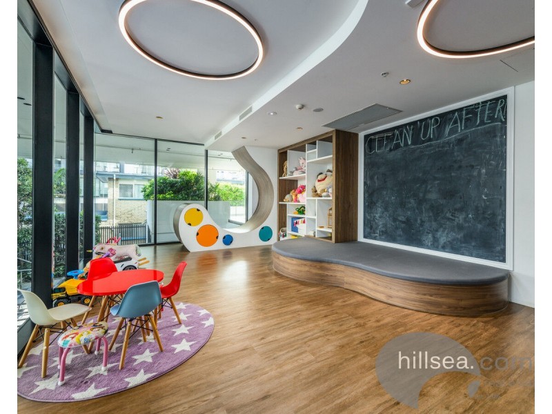 806/372 Marine Parade, Labrador QLD 4215