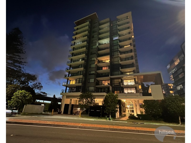 806/372 Marine Parade, Labrador QLD 4215