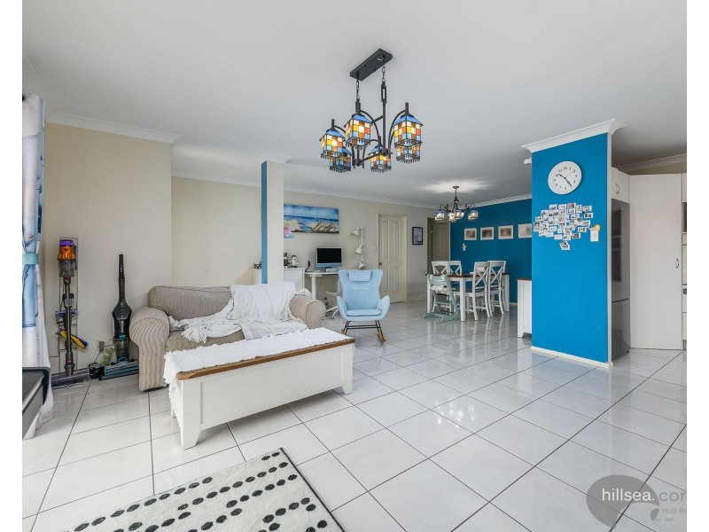 2/22 McMillan Street, Labrador QLD 4215