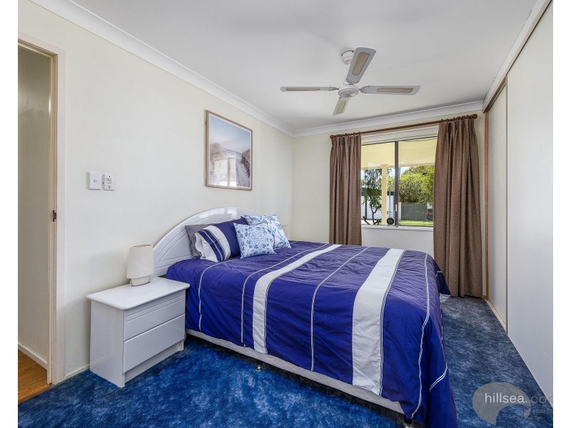 4 Hocking Street, Arundel QLD 4214