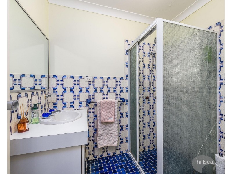 4 Hocking Street, Arundel QLD 4214