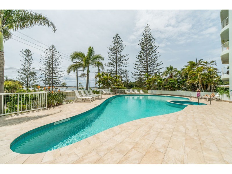 1101/182 Marine Parade, Labrador QLD 4215