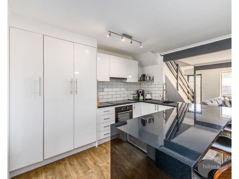 18/63 Olsen Avenue, Labrador QLD 4215