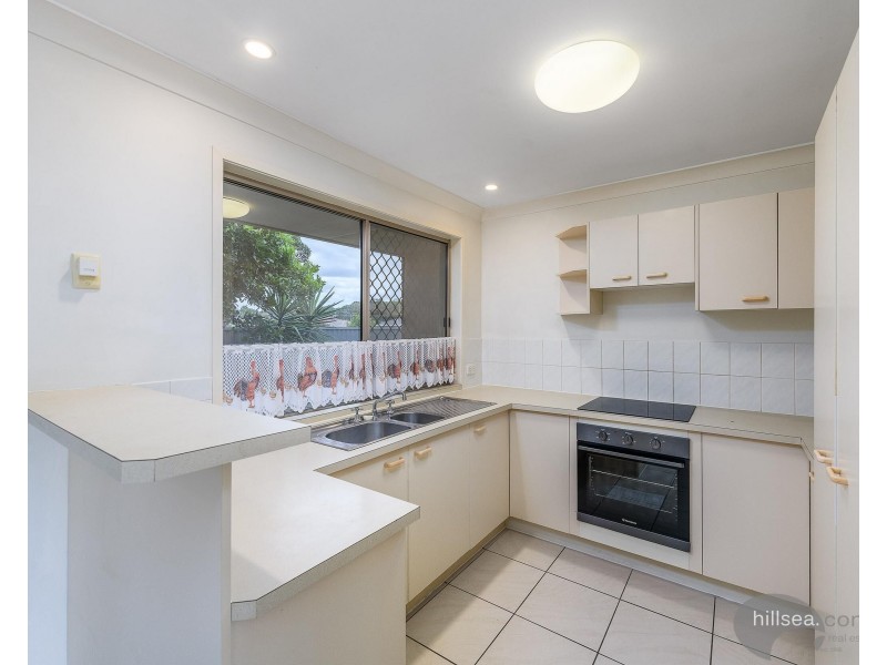 9/137 Olsen Avenue, Labrador QLD 4215