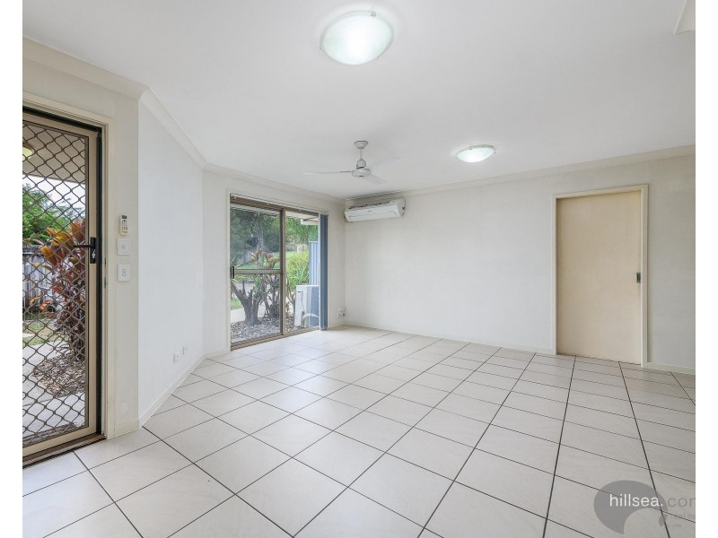9/137 Olsen Avenue, Labrador QLD 4215