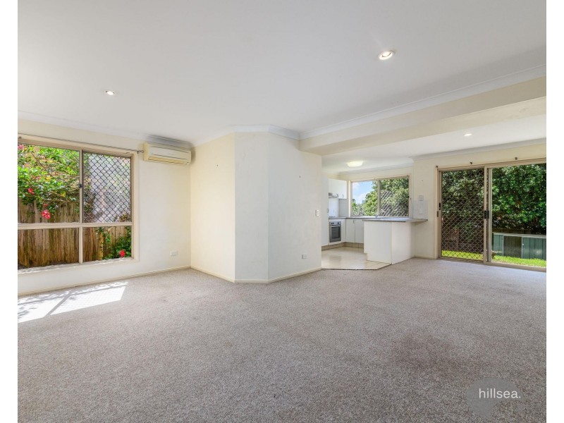 1/350 Government Road, Labrador QLD 4215