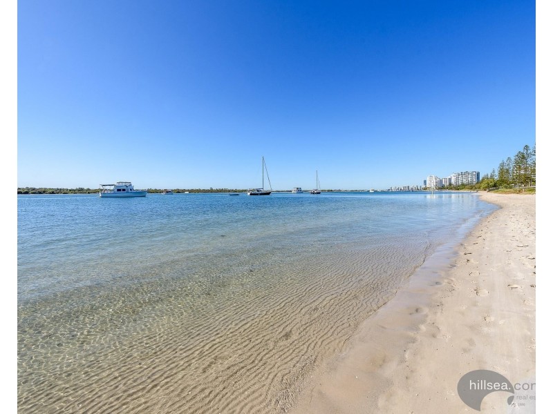 1/36 Billington Street, Labrador QLD 4215