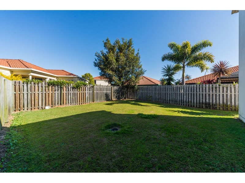 17 Oxbridge Chase, Arundel QLD 4214
