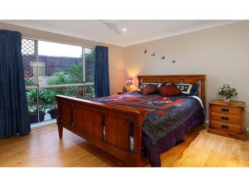 3 Berwick Court, Arundel QLD 4214