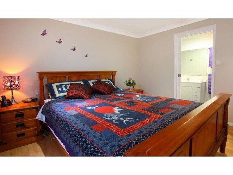 3 Berwick Court, Arundel QLD 4214