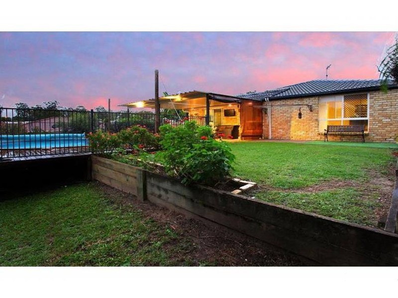 3 Berwick Court, Arundel QLD 4214