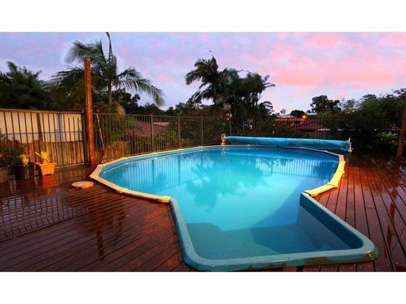 3 Berwick Court, Arundel QLD 4214