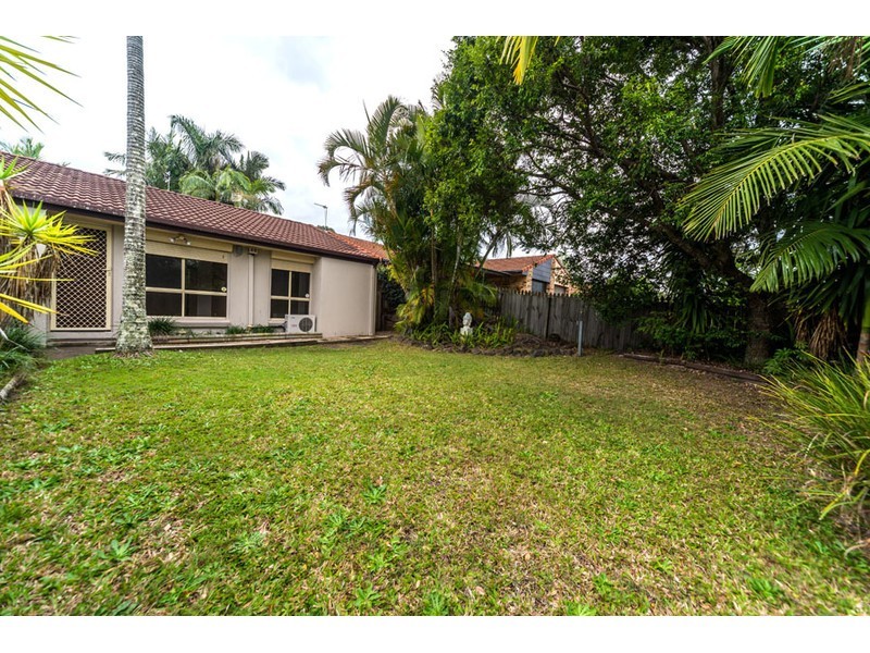 1/7 Orkney Place, Labrador QLD 4215