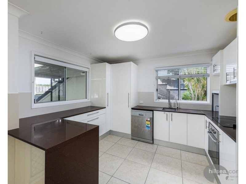 28 Edgeworth Place, Helensvale QLD 4212