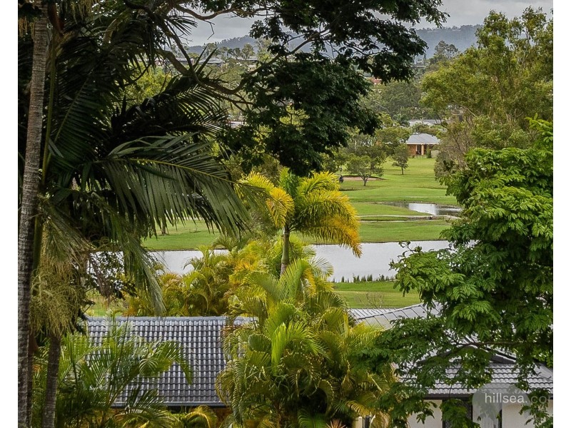 28 Edgeworth Place, Helensvale QLD 4212