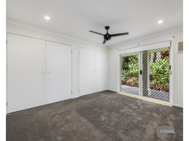 28 Edgeworth Place, Helensvale QLD 4212