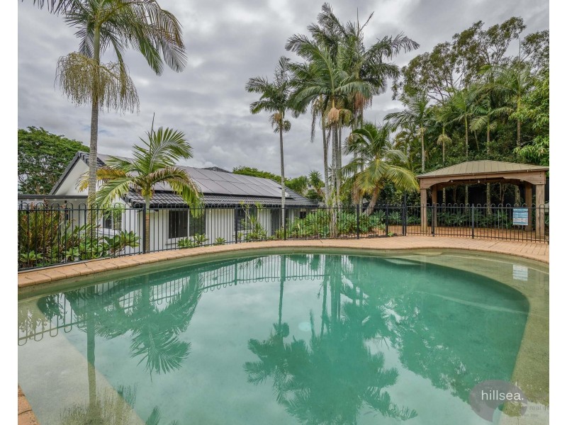 28 Edgeworth Place, Helensvale QLD 4212