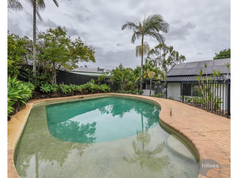 28 Edgeworth Place, Helensvale QLD 4212