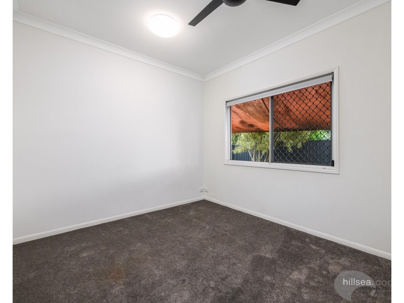 28 Edgeworth Place, Helensvale QLD 4212