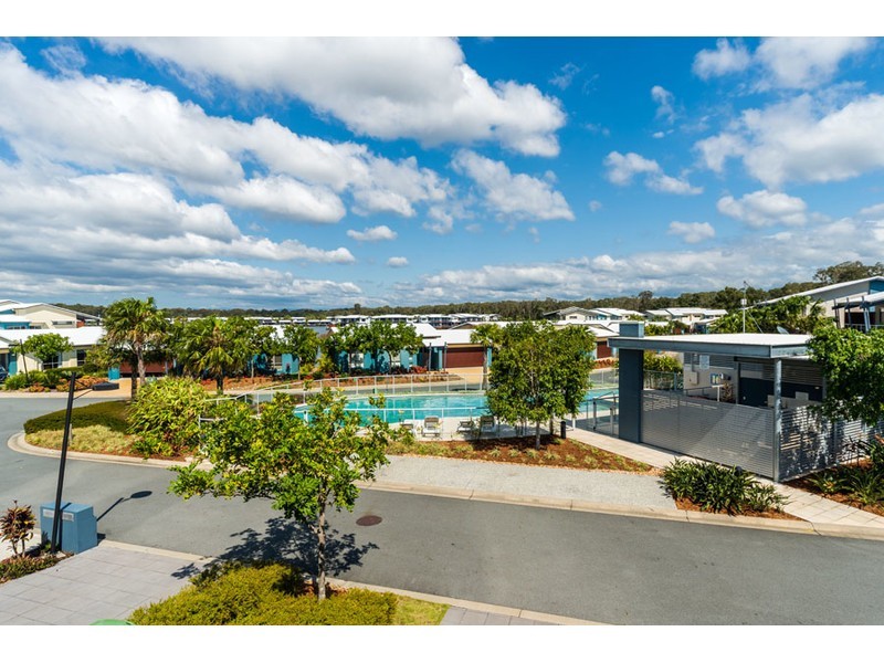 33/1 Manacor Place, Coombabah QLD 4216