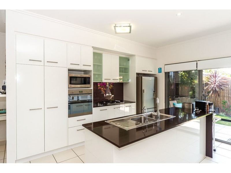 33/1 Manacor Place, Coombabah QLD 4216
