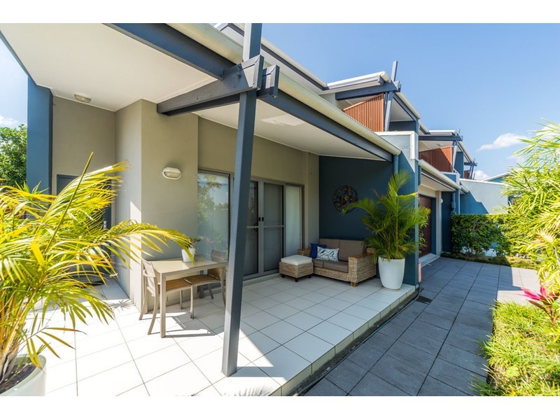 33/1 Manacor Place, Coombabah QLD 4216