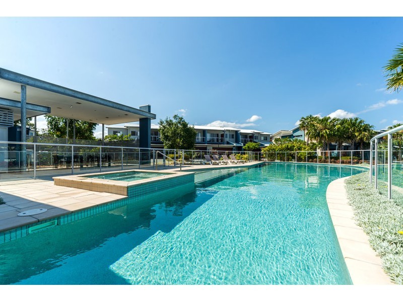 33/1 Manacor Place, Coombabah QLD 4216