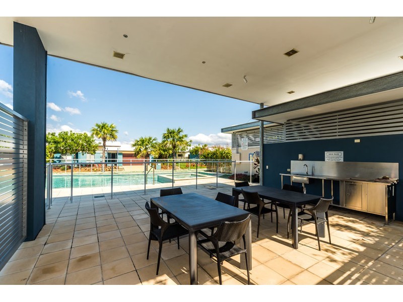 33/1 Manacor Place, Coombabah QLD 4216