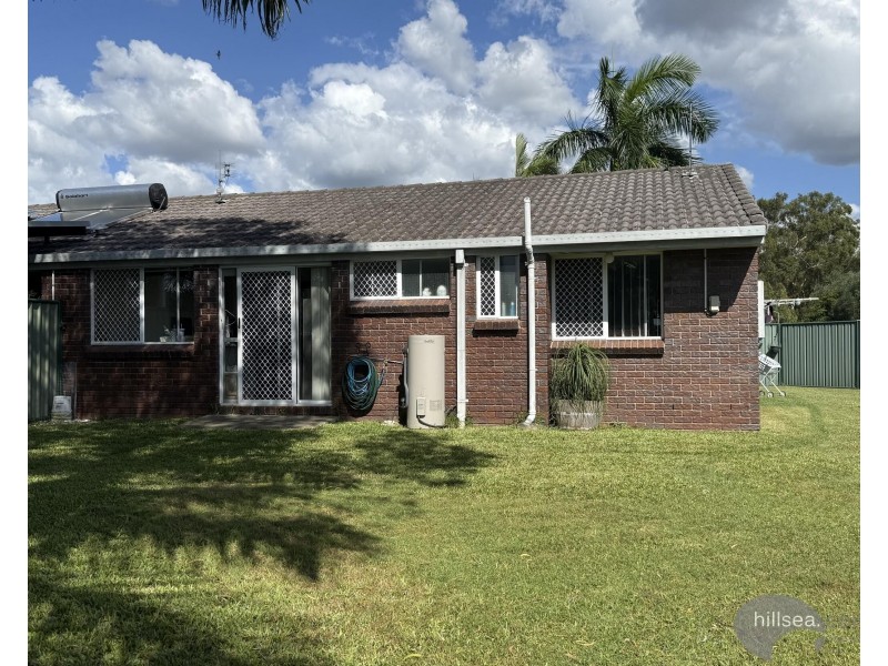 2/2 Melanie Place, Labrador QLD 4215
