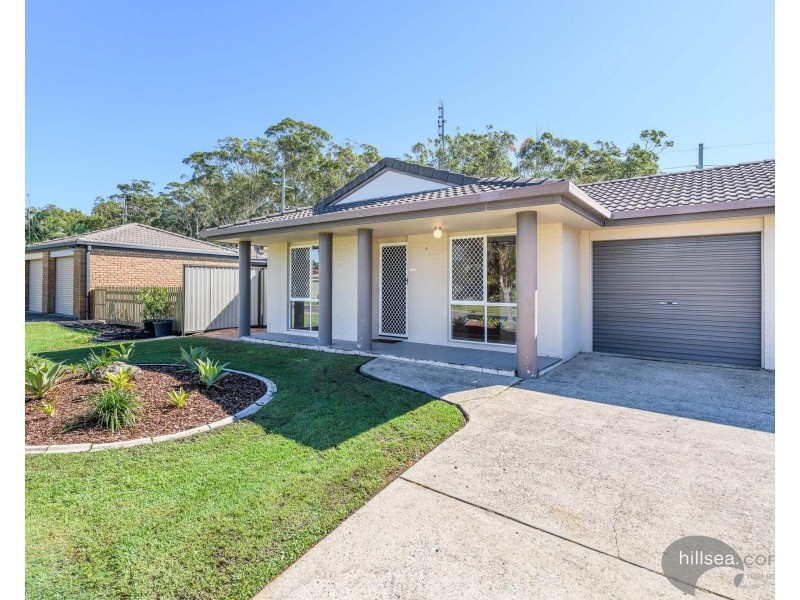 1/13 Liam Court, Labrador QLD 4215