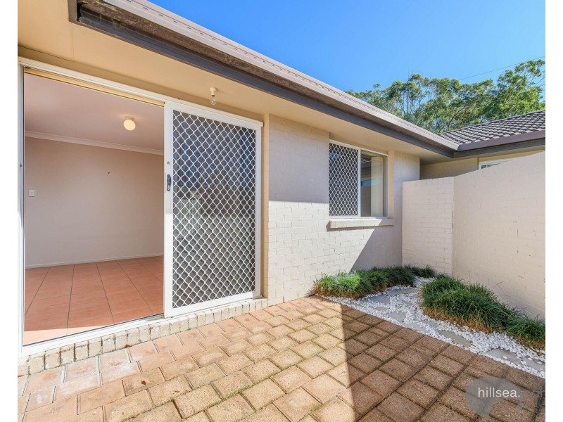 1/13 Liam Court, Labrador QLD 4215