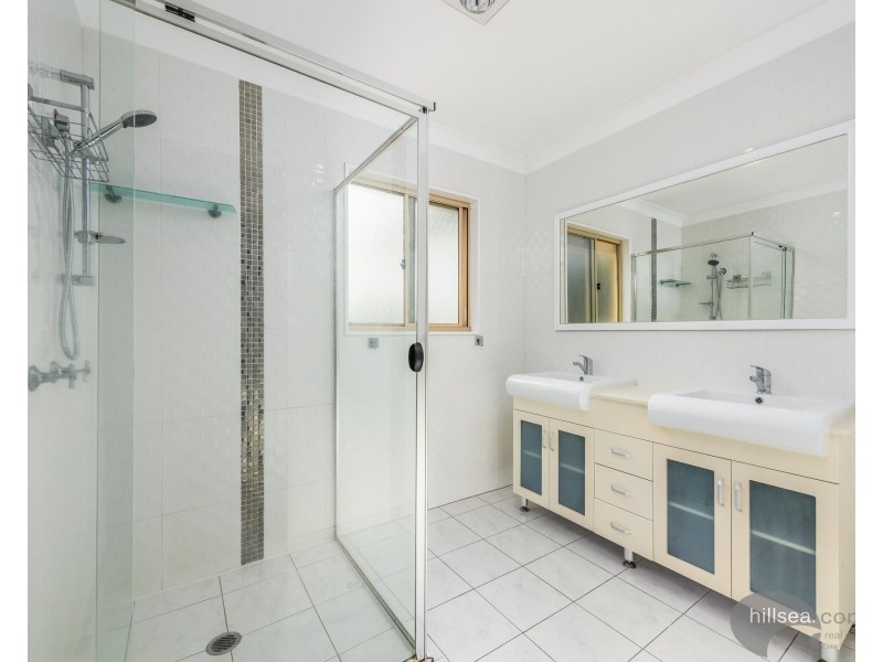 162/31 Usher Avenue, Labrador QLD 4215