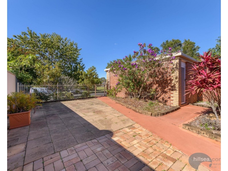 2/68 Brown Street, Labrador QLD 4215