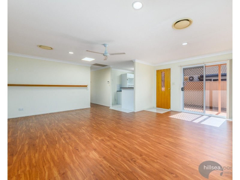 2/68 Brown Street, Labrador QLD 4215