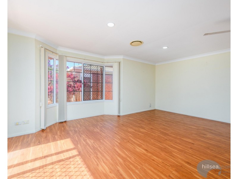 2/68 Brown Street, Labrador QLD 4215