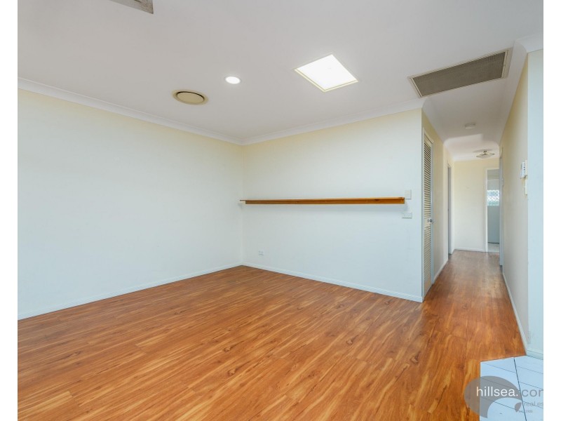 2/68 Brown Street, Labrador QLD 4215