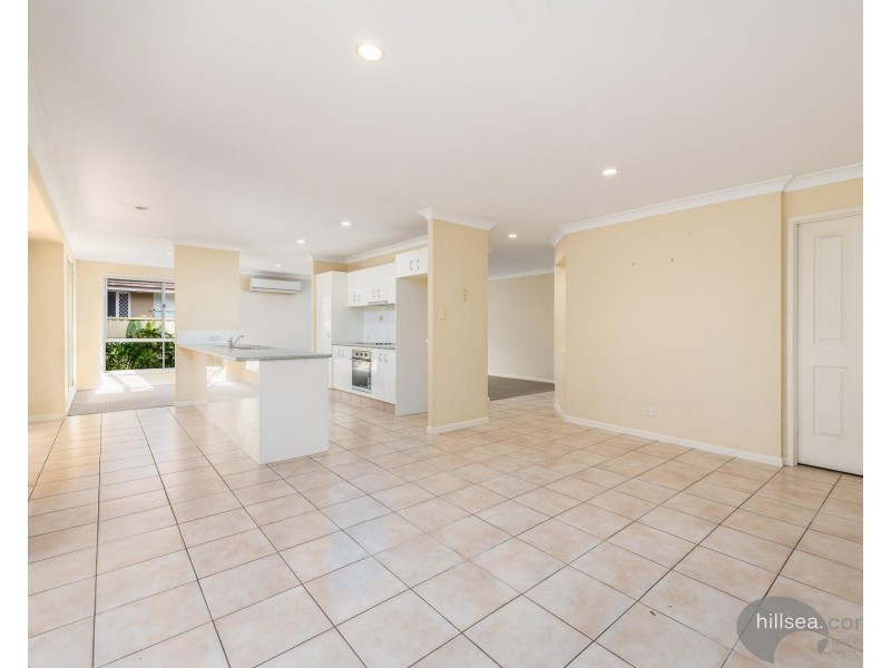 10 Leighanne Crescent, Arundel QLD 4214