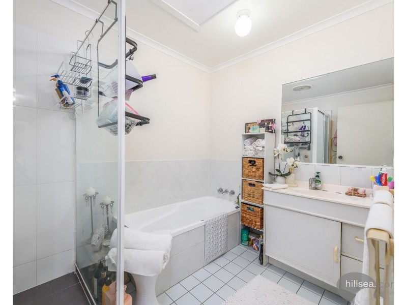 5/137 Olsen Avenue, Labrador QLD 4215