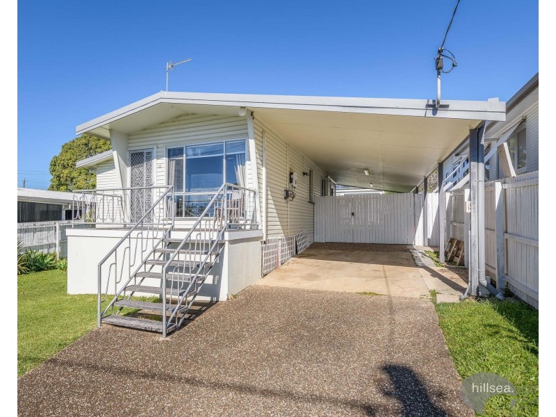 94 Robert Street, Labrador QLD 4215