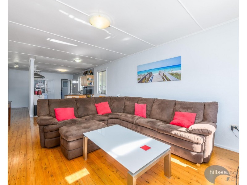 94 Robert Street, Labrador QLD 4215