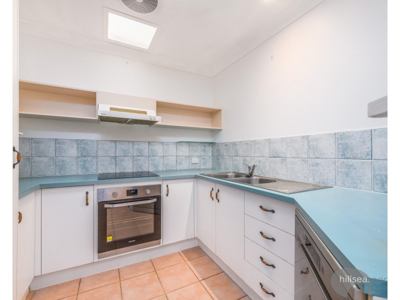 1/18 Jenaya Place, Labrador QLD 4215