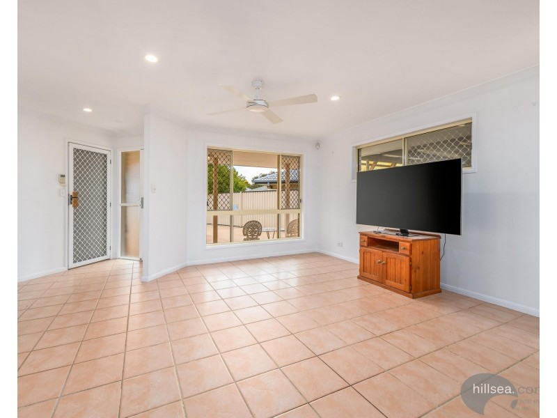 1/18 Jenaya Place, Labrador QLD 4215