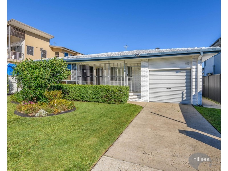 40A Middle Street, Labrador QLD 4215