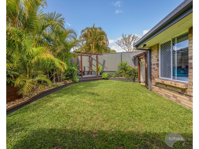 1/69 Usher Avenue, Labrador QLD 4215