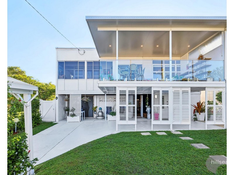 4 Wilson Street, Labrador QLD 4215